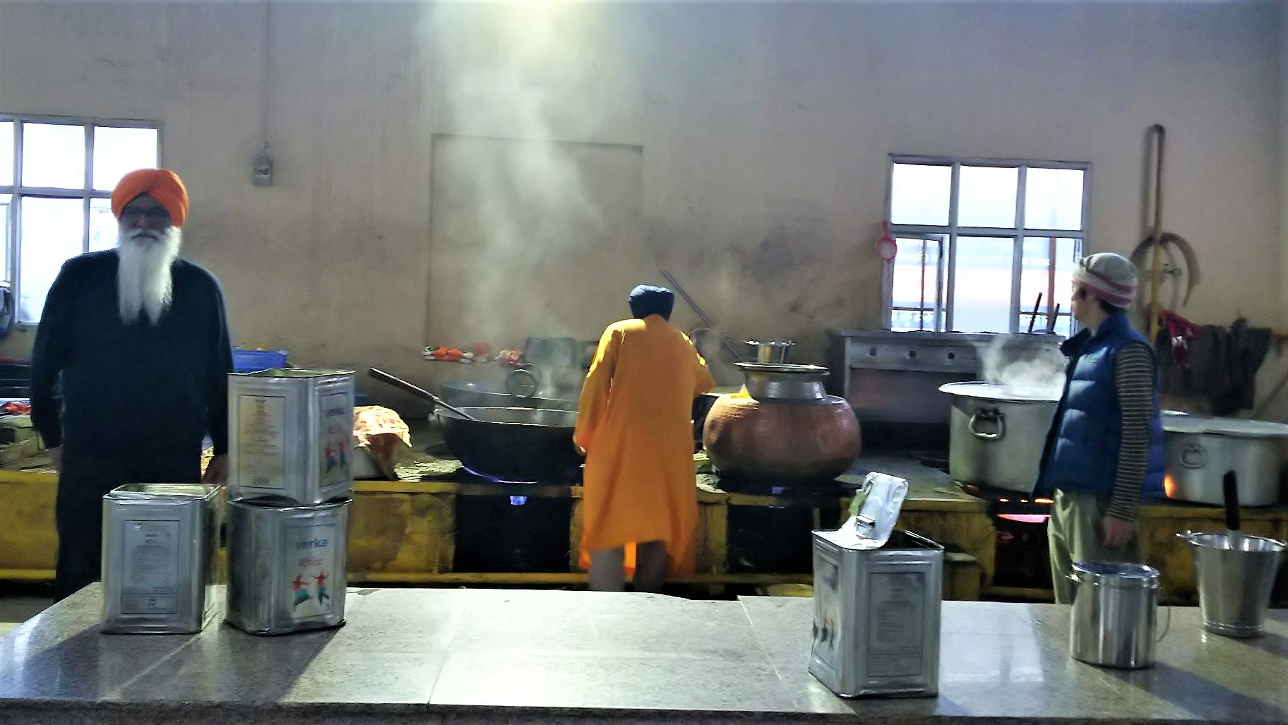 インドでシク教徒に会う②「寺院の中の無料食堂」